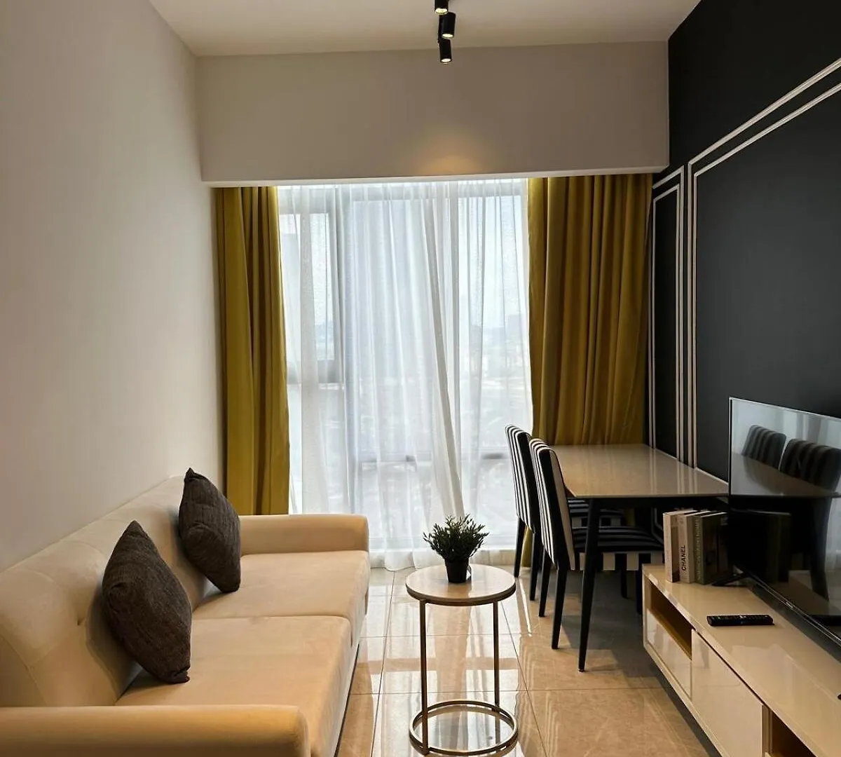 Axon Bukit Bintang 1B1R By Booking location